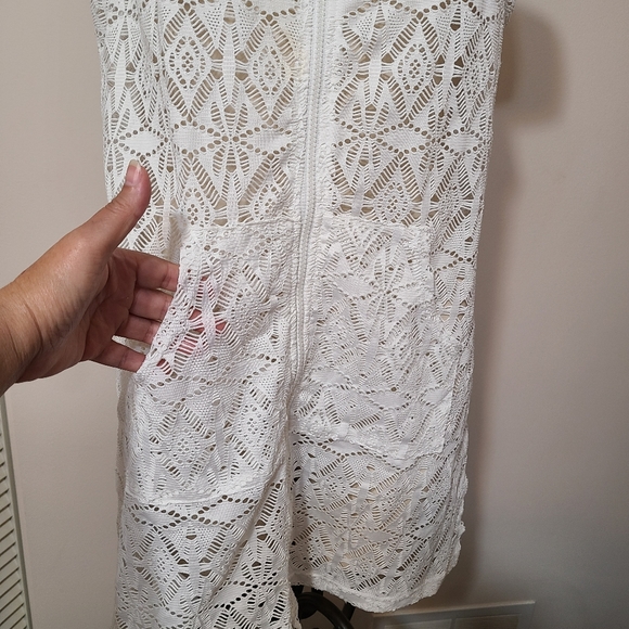 White zip up hooded swimsuit cover up - Picture 3 of 5